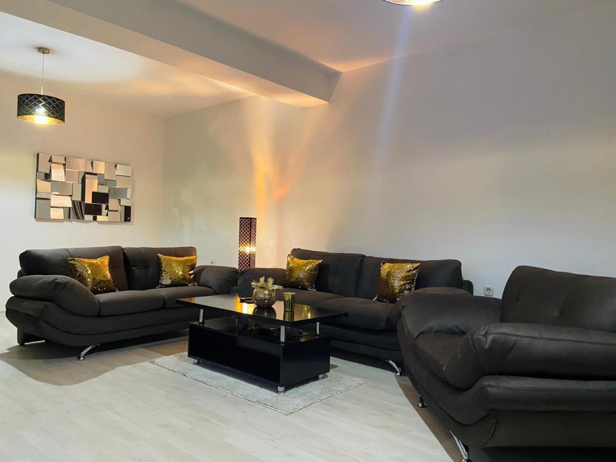 Gold Luxury Apartment Kumanovo Exterior photo